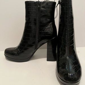 Black Croc Embossed Maya Platform Boot